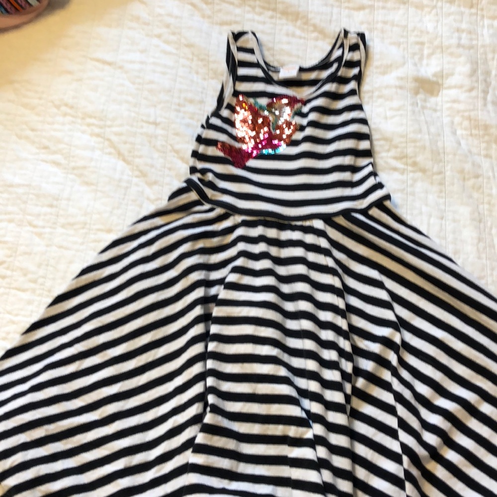 Girls dress
